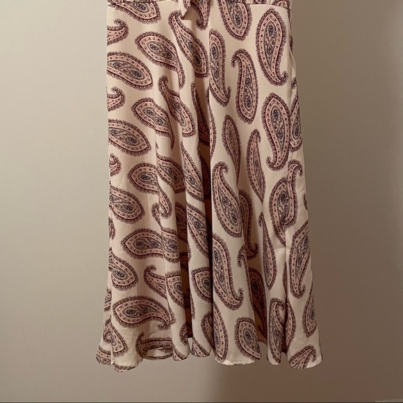 Ann Taylor Paisley Sleeveless Tie Neck Flowy Sheath Midi Dress - Picture 3 of 6